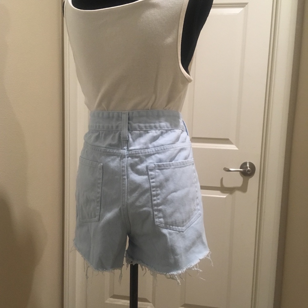 Frayed Shorts - Picture 3 of 6